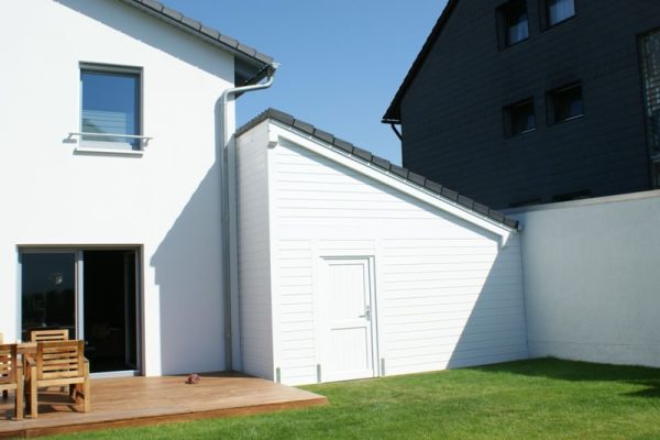 Pultdachcarport-mit-Betondachsteinen Pultdachcarport-mit-Betondachsteinen